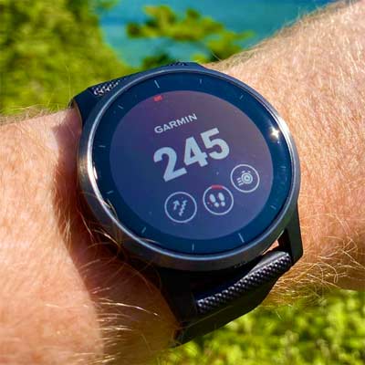 Smartwatch con Batería de Larga Duración Garmin Vivoactive 4